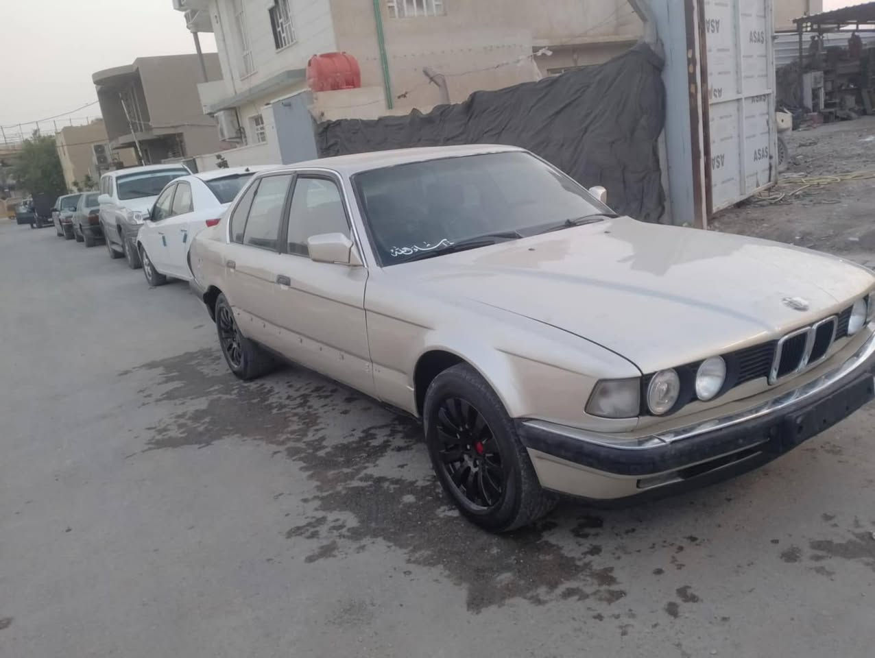 بي ام 730 • ٩١ • الحسينية