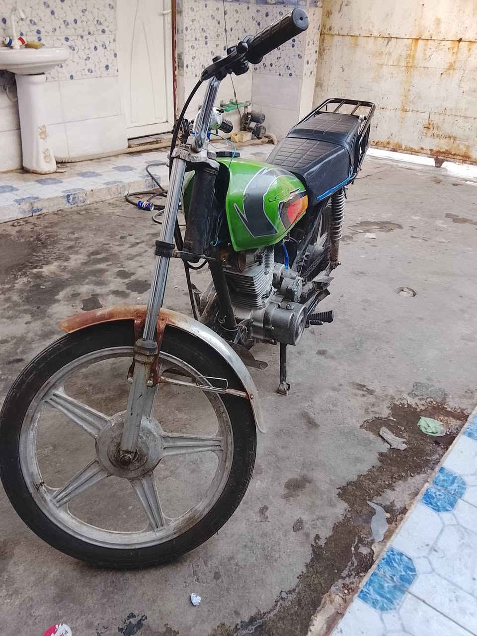 البيع دراجه اربعه كير مكينه مال ستوته طابوكه جديده كور جديد جواكيح جديده كلجات جديد فقط بيهه دخان ابيض عوزهه بستم فقط السعر ١٧٥ الف قفل مستعجل كلش هاذه رقمي *********** الدرجه شقاله وشلعه بس عوزهه بستم
