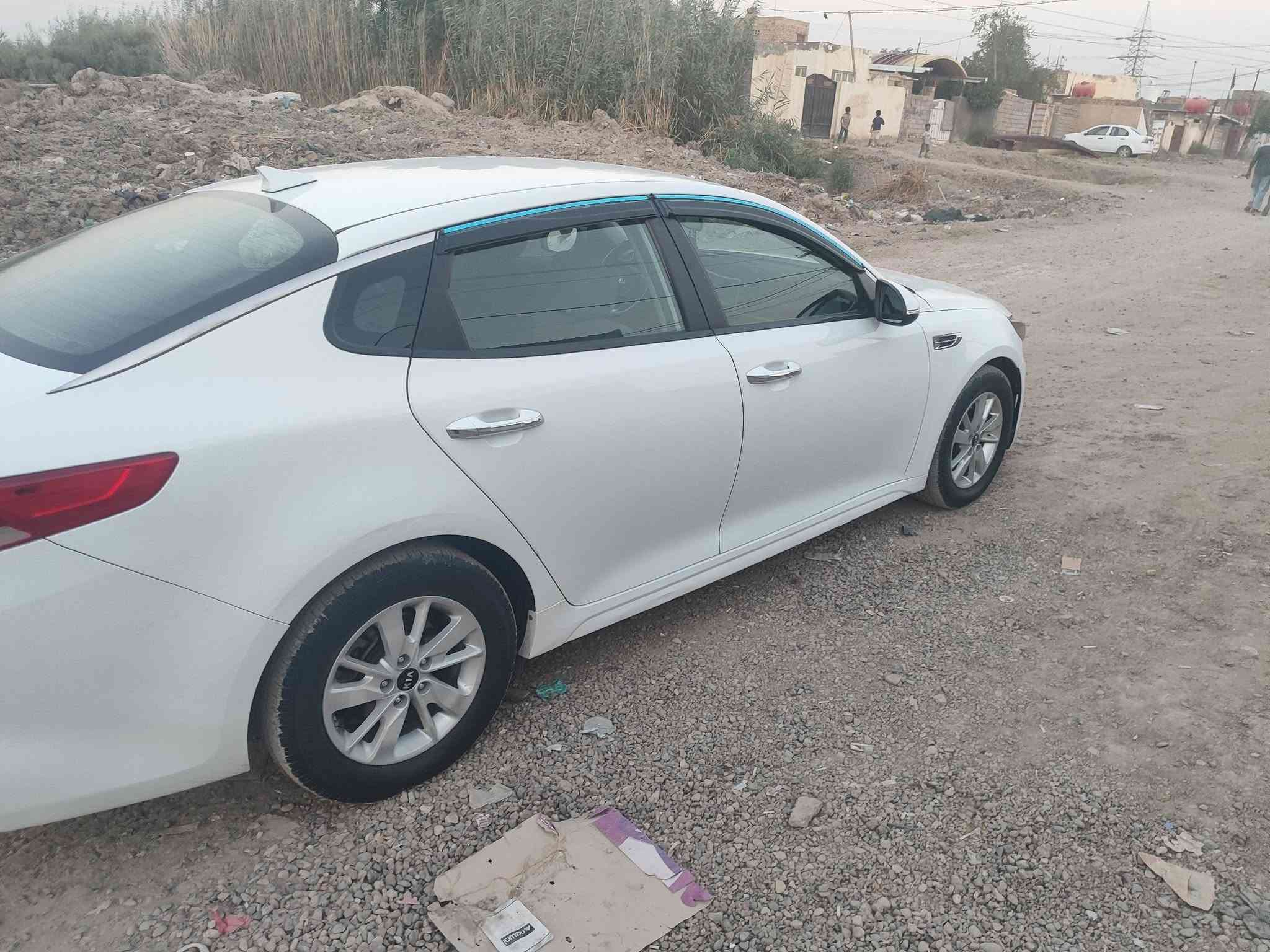 السلام عليكم أوبتما للبيع رقم اربيل دولي موديل 2018 وارد امريكي  سنويه مجدده لل31 مكفولة مكينه وكير وحداديه وتخم تاير كهربائيات شغاله تبريد ثلج كفاله من الضربه بس البنيد بي صبغ الداخل ماكو رقم الموبايل *********** العنوان بابل القاسم ما متواجد على الفيس السعر ..135..
