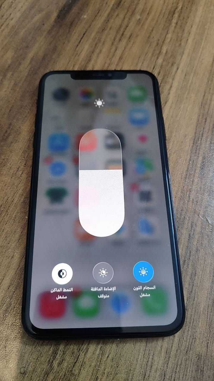 متاح ايفون ١١ برو ماكس نموذج Mذاكره ٢٥٦ مبدل شاشه وبطاريه نسبة البطاريه ١٠٠ كامره حيل حلوه والجهاز نضيف السعر ٢٢٥
#ملاحظه السماعه الخارجيه وگفت ما بيها صوت
***********

نص مكتوب في الصور:
- 8:44 القطع والخدمة تجمع Apple سجل تاريخ القطع والخدمة، وهذا السجل يعرض معلومات عن هذا الـ iPhone وحالته وتفاصيل إصلاحه. معرفة المزيد... سجل تاريخ الخدمة البطارية غير معروف الشاشة غير معروف بصمة الوجه مشكلة