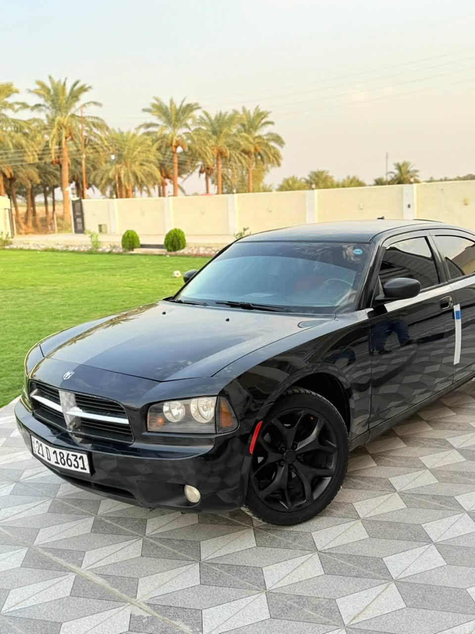دودج تشارجر SXT • ٢٠٠٨ • ١٨٣ الف