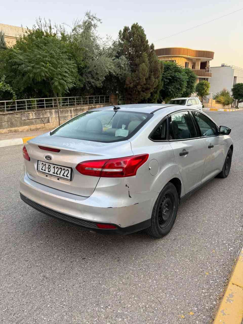 Ford focus 2017
بەناوی خوای گەورە 

نرخی  76 گەلاو مجالئ کەم 
ژمارە یەلەفون /  *********** 
              ژ/         *********** 

فۆرد فۆکەس مۆدێلی ٢٠١٧ 
مەکینە 20 ی مرغوب بئ تۆربۆ 
مەکینەو گێری نەکراوەتەوە بەشەرت 
رەقەم و سەنەوی تازەیە و بەناوی خۆمانەوەیە 
سەیارەکە دوو دەرگای لای سەکن بۆیاخە 
قرچئ بەسیتی دواوەی هەیە ناوی نەگرتوە 
هەندئ تعدیل ساردی هەیە لە لای سایەق
بەڵام سەیارەکە بئ عەیبە 
سۆنەرەکەیم داناوە 
لە سلیمانیم السليمانية, العراق
