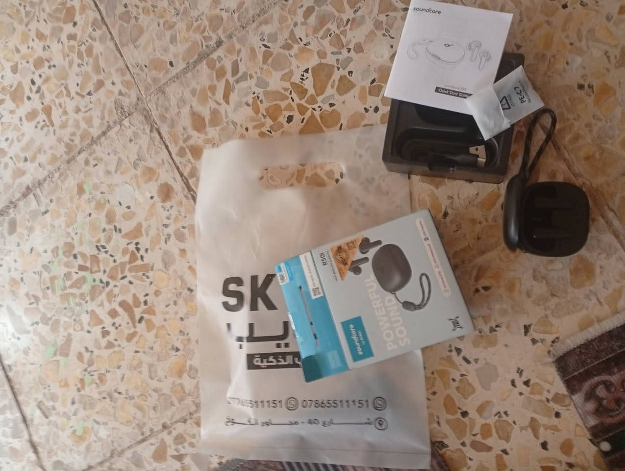 سماعة R50i • ضمان سنة • مستعمل أسبوعين
