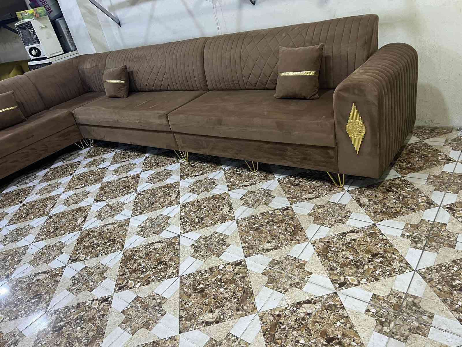 كنب • ١٣ مقعد • كلار