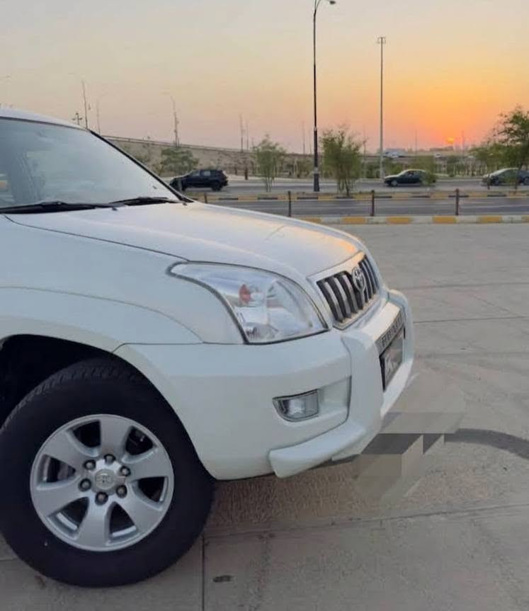 TOYOTA _ PRADO _ VX _ V6 _ 2008
سيارة تويوتا برادو للبيع موديل 2008  اعلى فئه VX  
     ///تفاصيل السيارة ///
وارد خليجي 
حجم المحرك / 6 سلندر /4000cc 
مكينه كير كله على وضع الشركه 
مقاعد جلد + كهرباء + تدفئه
 فتحه سقف (سلايد ) 
مري كهرباء + شفط+شفط مع قفل مركزي+قلاب مع R
حساسات خلفيه
تبريد خلفي منفصل
دفع رباعي لو كير
تشغيل عن بعد
ثلاث مقاعد(7 راكب)
جگات خلفية (جوب لس جديد)
جناح على باب الخلفي
شاشة وكامرة خلفية
تثبيت سرعة وتحكم ستيرن جهتين
السيارة مغلفة من الداخل بعزل حراري
السقف مغلف PPF ضمان 10 سنوات
عدة الشركة موجودة مع كتلوك السيارة
السيارة عليه منظومة غاز ايطالي وياه كارت صيانه(كرت الاصفر)
باتري والاطارات والفيت بمب جديدة(فتحة للفيت بمب موجود)
البونيد (صبغ و معجون) و جوه الجامات الجانبية وخشم جاملغات امامية صبغ اثر جلح كما موضح بل صور
رقم السيارة اربيل (لوحات+فحص+هزة) جديد
موقع السيارة في كركوك
السعر على الاتصال او مراسلة على واتس اب
رقم صاحب السيارة
***********
***********
