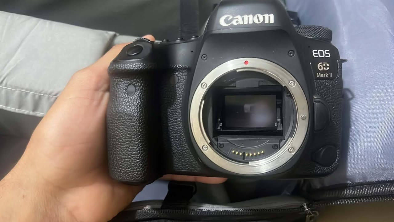 📸 للبيع – Canon 6D Mark II

كاميرا Canon 6D Mark II بحالة نظيفة جدًا، والنظافة موضحة بالصور 👌
🔹 الشتر: 40K

🔭 Extender 2X للكانون
بحالة نظيفة، يضاعف البعد البؤري للعدسة ×2.
مثلاً: 70-200 ◀️ 140-400 

📩 للاستفسار وباقي التفاصيل: راسلني هنا أو واتساب
📱 ***********

🚚 متوفر توصيل لجميع محافظات العراق 🇮🇶
