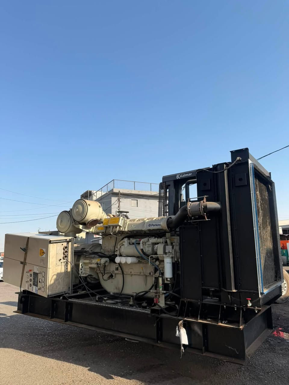 Perkins 4008
1150KVA
500 hours 
***********
***********
***********
