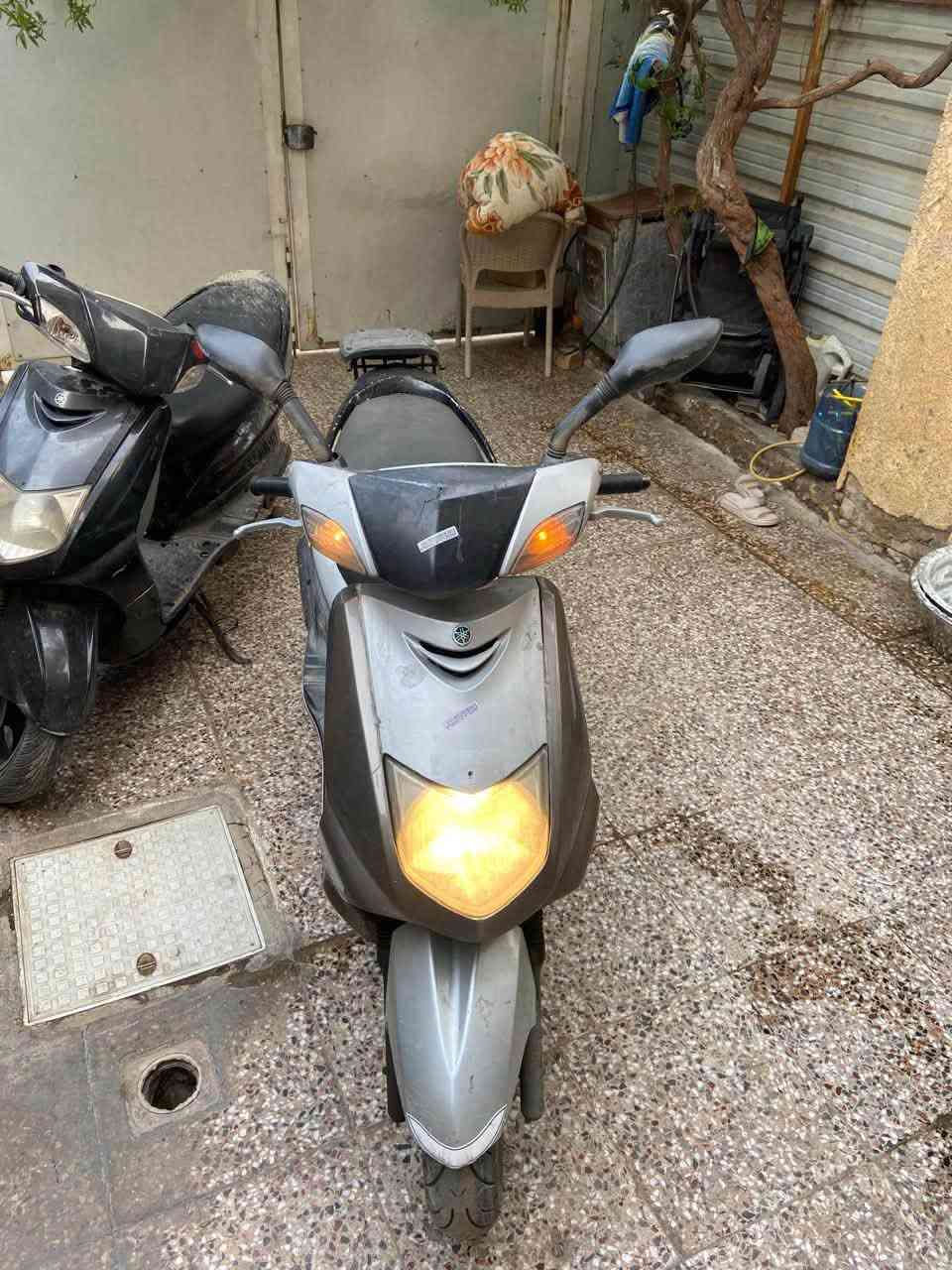 لبيع سكنس ياباني ١١٠ كل نقص مابيه 
٣٠٠ وبيه مجال
***********
