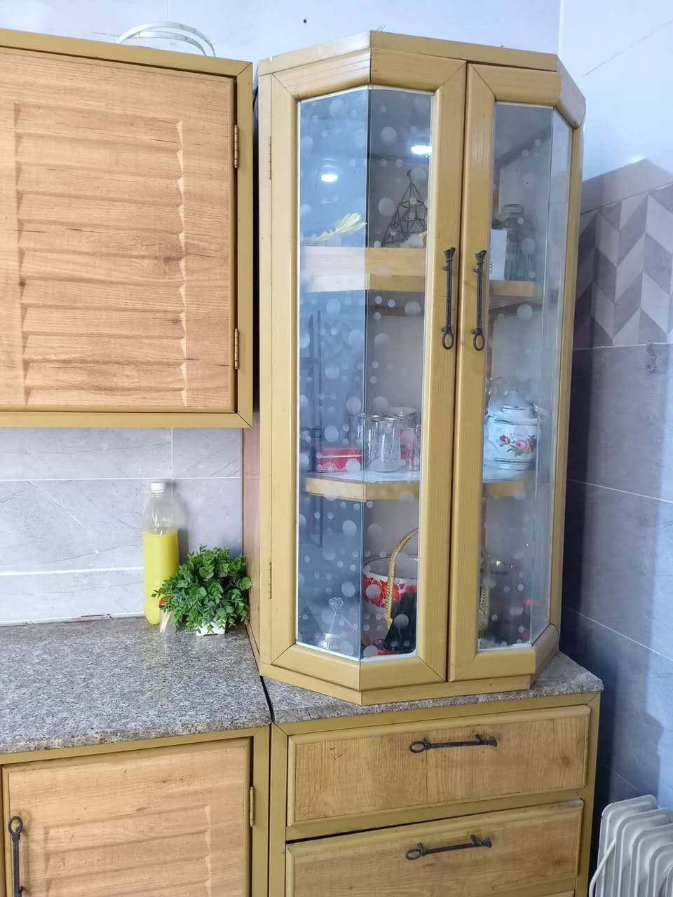 اي استفسار علي الخاص

نص مكتوب في الصور:
- CAMON 40 Pro 5G 23mm f/1.8 1/33s ISO1477