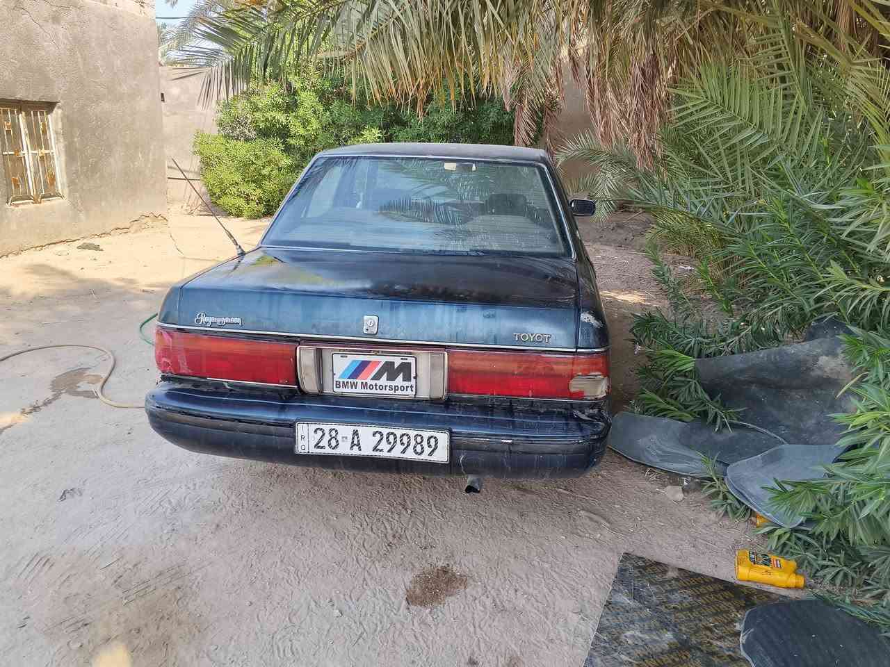 السلام عليكم
سوبر سيدان موديل 91 سياره نضيفه 
كير ومحرك شرط 2500 
حداديه نص ونص كهربائيات كلها شغاله 
سنويه 2030 مداور مباشر سعرها33 وبيها مجال 
مكاني الرميثه الهلال رقم تليفوني ***********

