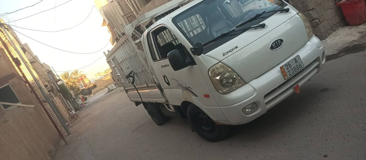 سلام عليكم
كيا للبيع 2005

محرك 300ستاركس مشترك 

سياره بلاديه من صبغ 

بيع مستعجل

سعر75ورقه
رقم انكليزي صلاح الدين 
سنويه تنتهي سنه2031
رقم الهاتف ***********
مكاني بغداد حي جهاد
