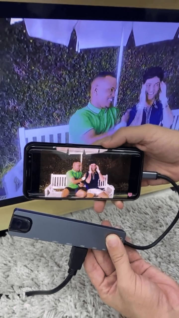 ادابتر USB-C • ٨ في ١ • شحن PD 87W