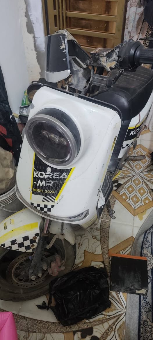 R11 • R9 • بدون بطاريات