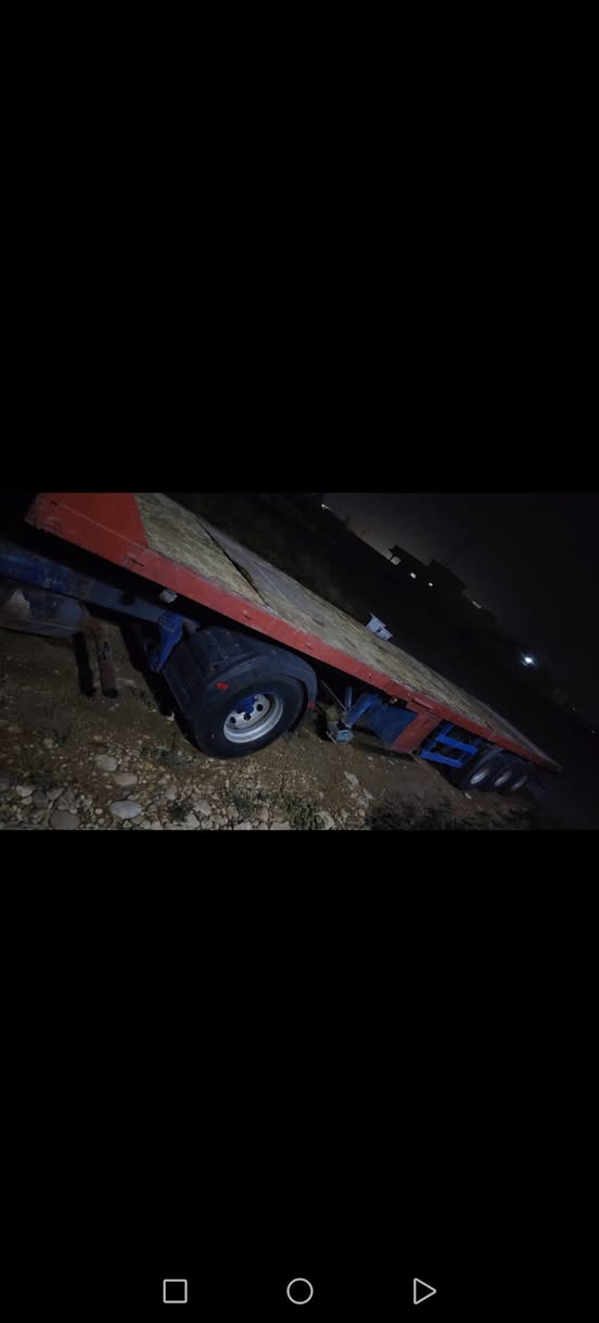 للبيع عربانه فلات بالون شاصي مكفول من فطر وكسر وتصليح طول 13متر و60 س للاتصال ***********

نص مكتوب في الصور:
- CAMON 20 Pro
- 48mm f/1.7 1/123s ISO50
