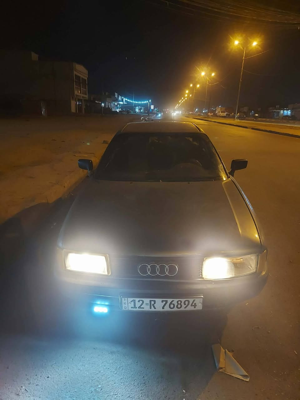 اودي للبيع بسمي  كربون بيها ورقي محرك وكير شرط  السعر 22 مال بيع ***********
