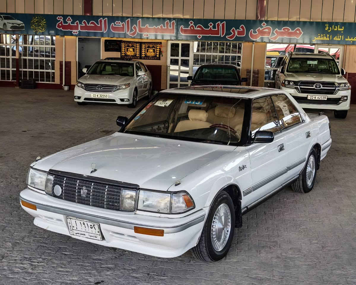 سلام عليكم 
سوبر كراون هارتوب 
سيارة كفالة عامة من الضربة والعيب الشرعي 
بيها مكانات صبغ اقل الحزام مكفولة حتى من الصبغ العام
كير ومكينة 2500 بطه مكفولات وجاهزات 
حدادية 85% غرفه نضيفة سيارة جاهزة وحلوة 
رقم قادسية تحويل مضمون راعيها يمي 
السعر 45 قفل بدون عمله مكاني نجف 
***********
