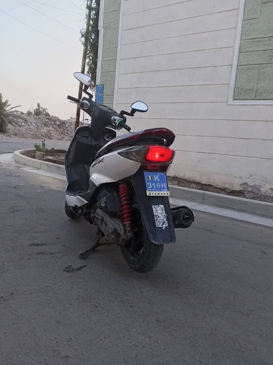 سلام عليكم سكنس نثيه كهربائيات كله شغله سلف او شاير او بك لايت هندر شغل نواقصه شي بسيط ناقصه بنز كلج خلفي او جعجه مكاني بغداد الشعب سعر ٣٥٠ وبيه مجال لطيبين رقمي ***********
