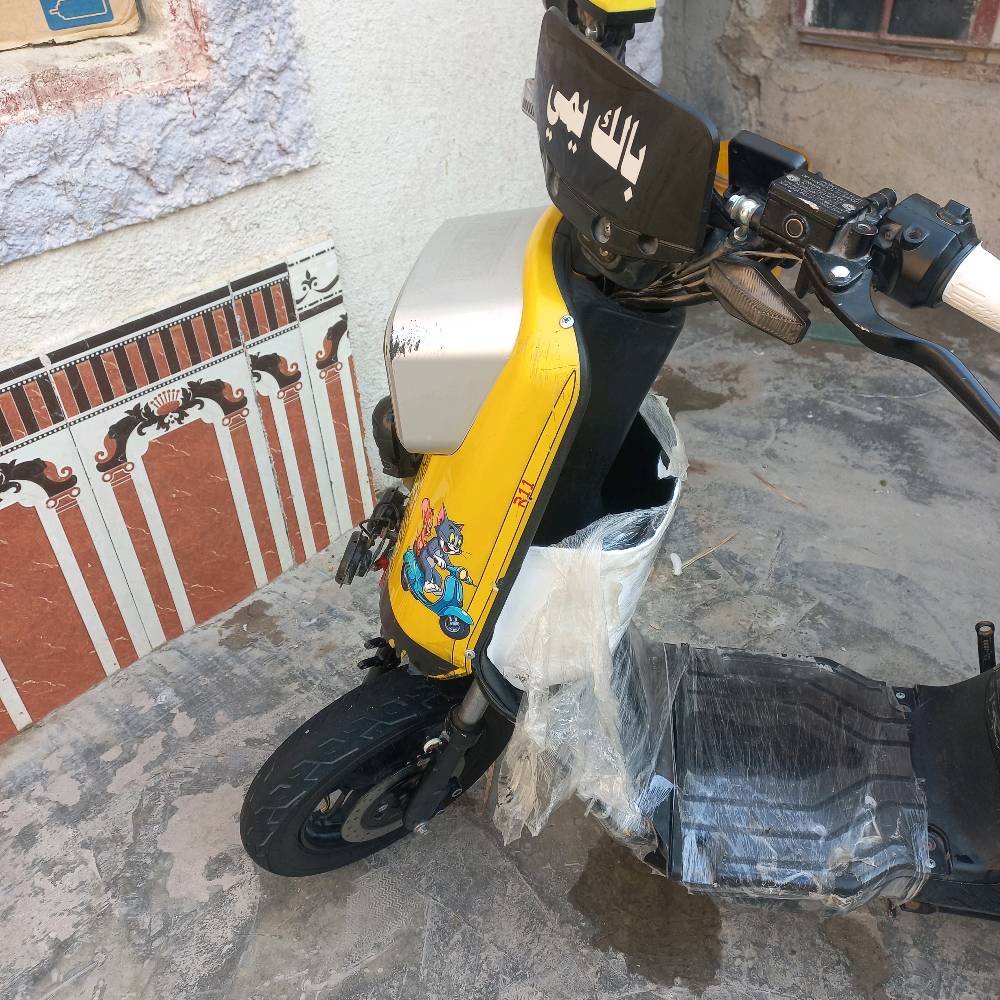سلام عليكم دراجه شحن نوع R11 جديده خيره من الله