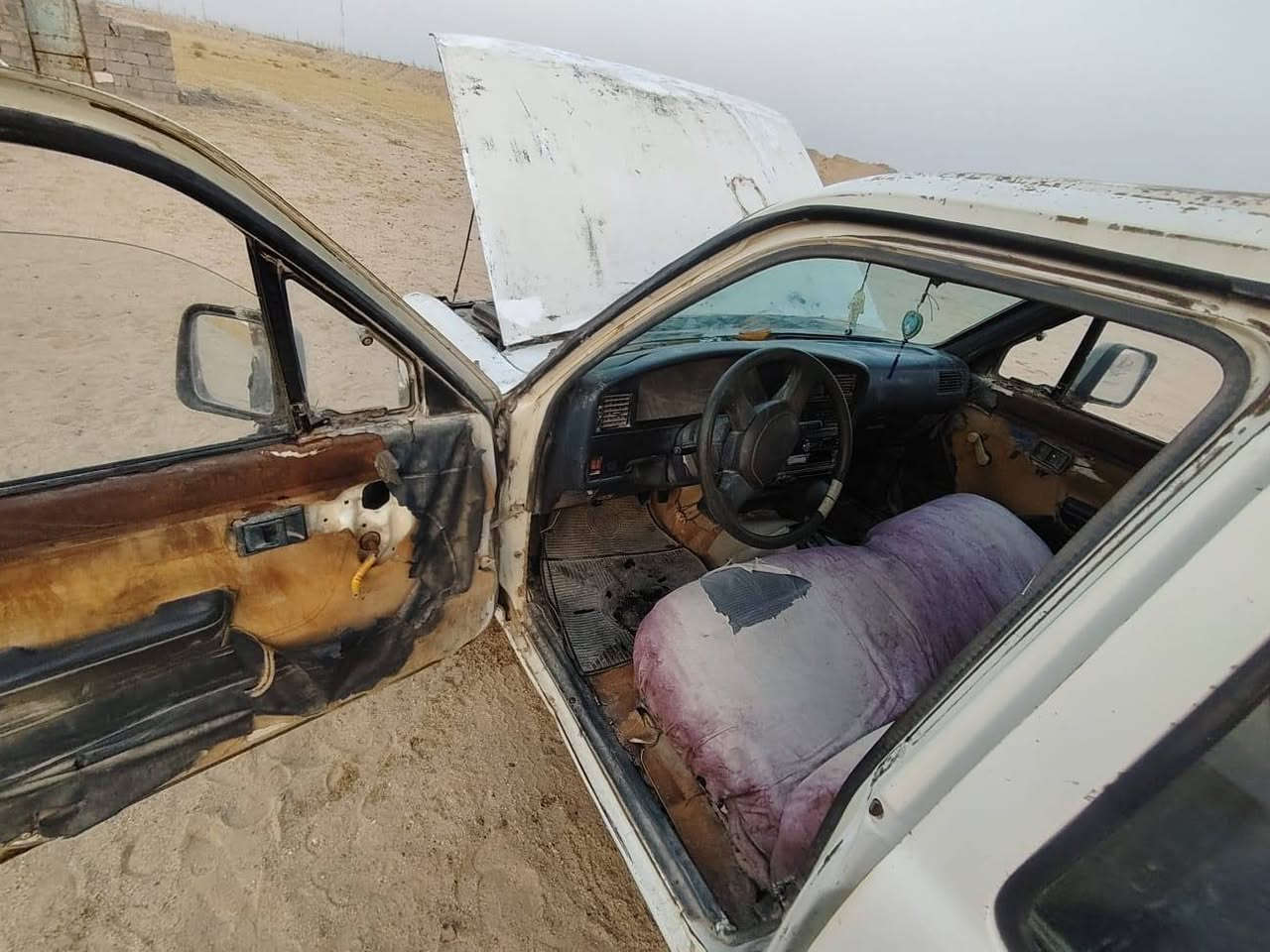 سلام عليكم  البيع بيكم موديل ٩٢بسمي مكان بصره سعره 40وبيه مجال رقم ***********
