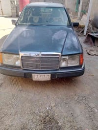 مرسيدس • دب • ١٩٨٨