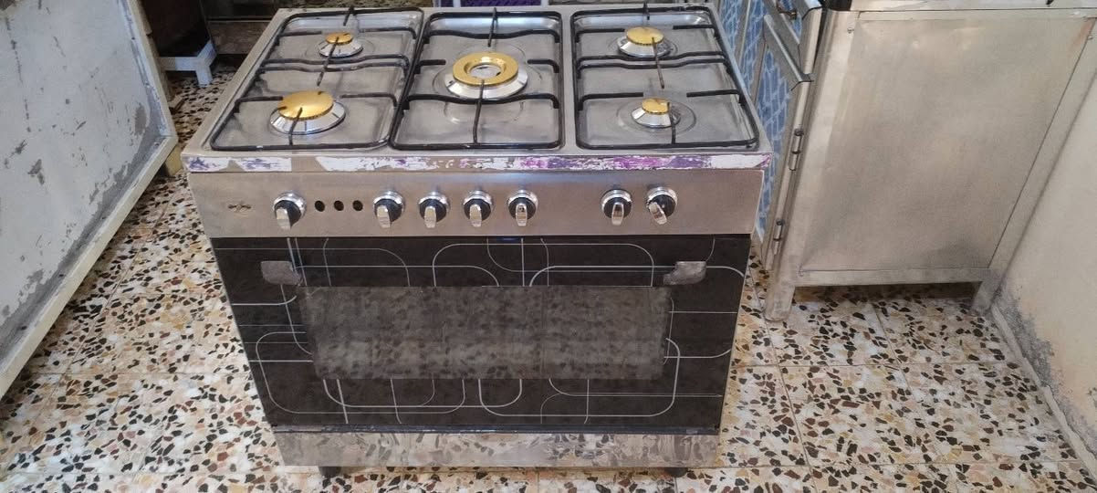 طباخ نوعيه فريش مصري باب اول
شغال 5 عيون +الفرن فوك وجوه
سعر 175
***********
