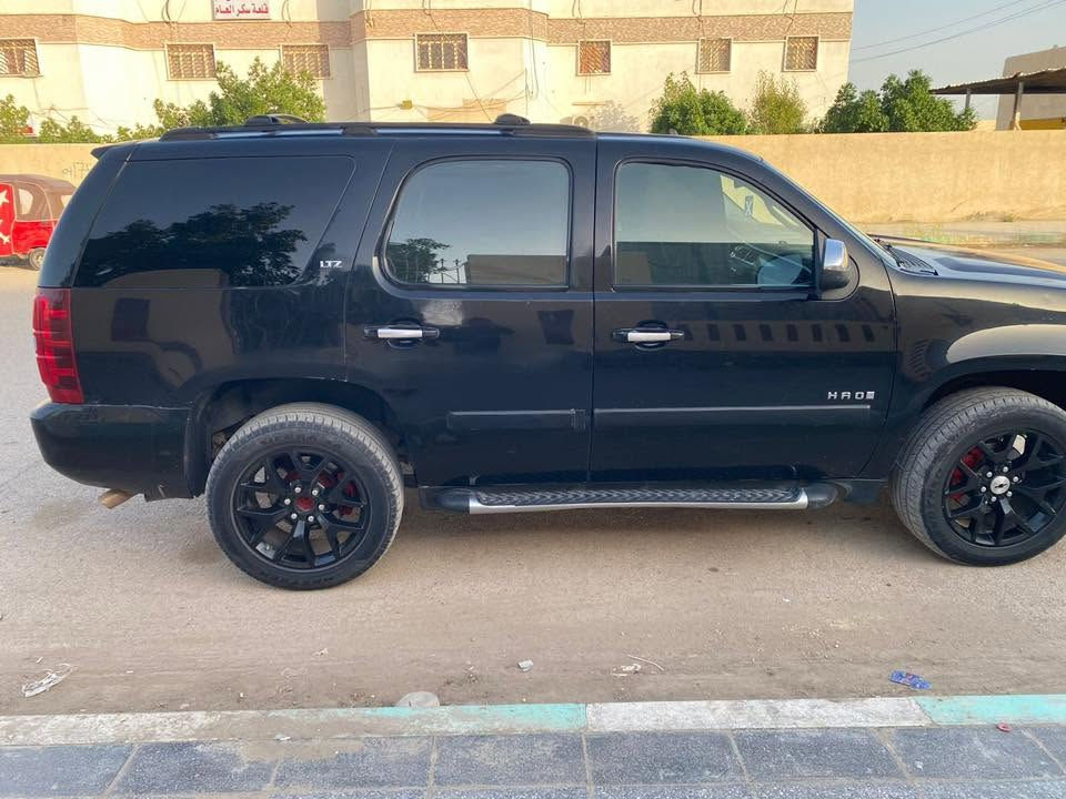 تاهو ٢٠٠٧خليجي للبيع اومراوس حسب القناعه بسمي فتحه كشن منفصل مري كهرباء كشنات كهرباء جاهزه مكفوله من الضربه بيه صبق باب خلفي  صبق بدون دواخل حجم المكينه 5.300 8 سلندر تحويل او وكاله ثاني يوم لتواصل ***********
