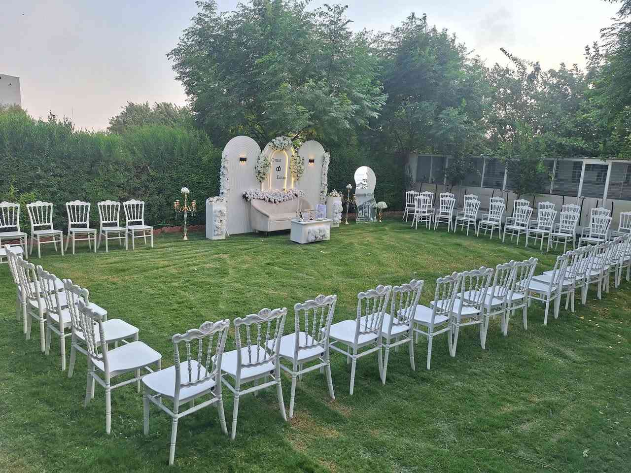 #هانۆدیزاین ئامادەیە بۆ ڕازاندنەوەی دیکۆراتی تایبەت بە ئاهەنگی دەرچوون و مارەبڕین و خەنەبەندان بەجوانترین و ناوازەترین شێوە وئامادەکردنی سێتی مارەبڕین دابینکردنی کورسی و مێز و ئامادەکردنی گوڵی بووک و ئامادەکردنی گوڵ بۆ رۆژی دەرچوون سەرجەم بۆنەکان 
📍 ناونیشان: [رەحیماوە دوسایتی سەرچنار نزیک مزگەوتی خێرخوازان]
📞 بۆ پەیوەندی و داواکردن : نامە بۆ پەیج یان پەیوەندی 
***********
***********
#ڕەحیماوە #شۆراو #شۆرجە #باروتخانە #هەولێر_سلێمانی_دەهۆک_ڕانیه_کەرکوک

