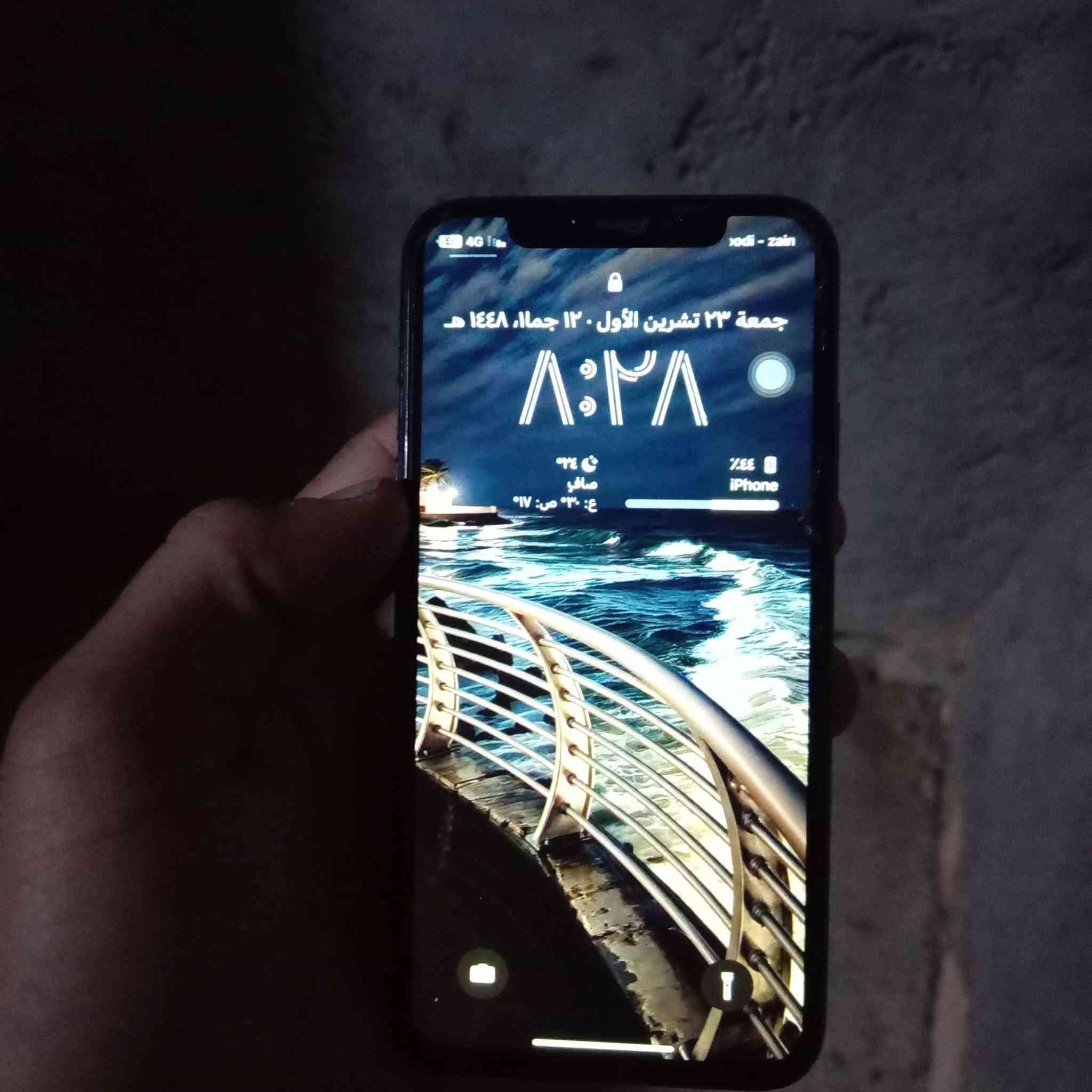 ايفون X • بطارية ١٠٠٪ • فيس ايدي معطل