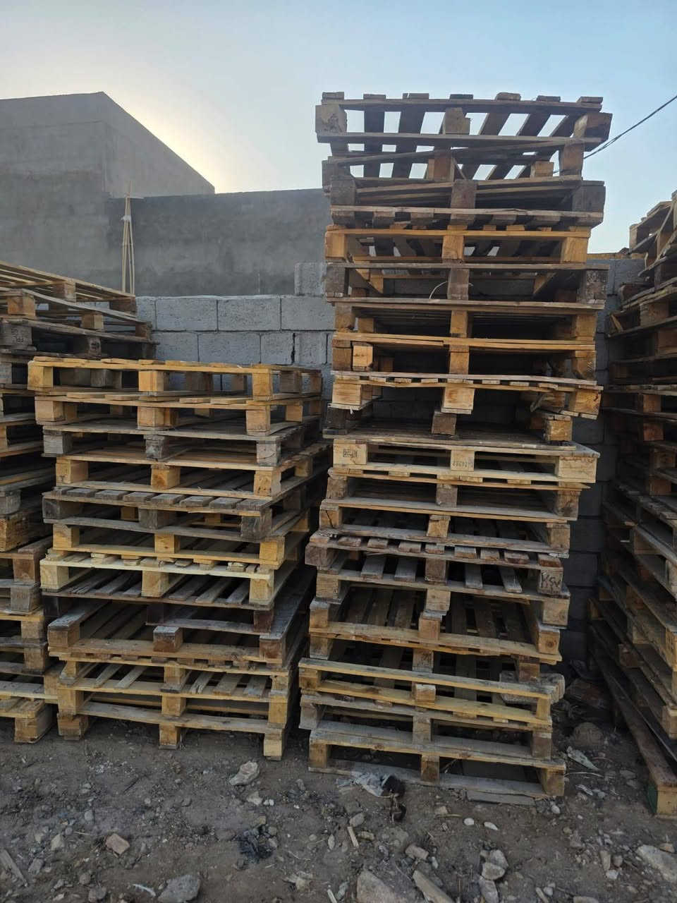 القياس 120x100
سكيب لبيع العدد 100.سعر الف 5قفل مكاني جسر ديالى الجديد.   ***********
