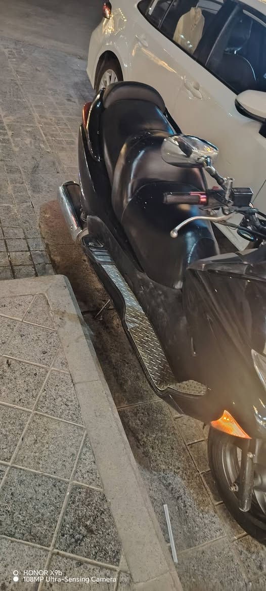 السلام عليكم فورزا للبيع محرك نظيف كفر نظيف عمياء جير ماكو بلاده عمياء عارضها للبيع سعر 1,200,000 مكاني بغداد الشراي اهلا وسهلا هذا رقمي***********
