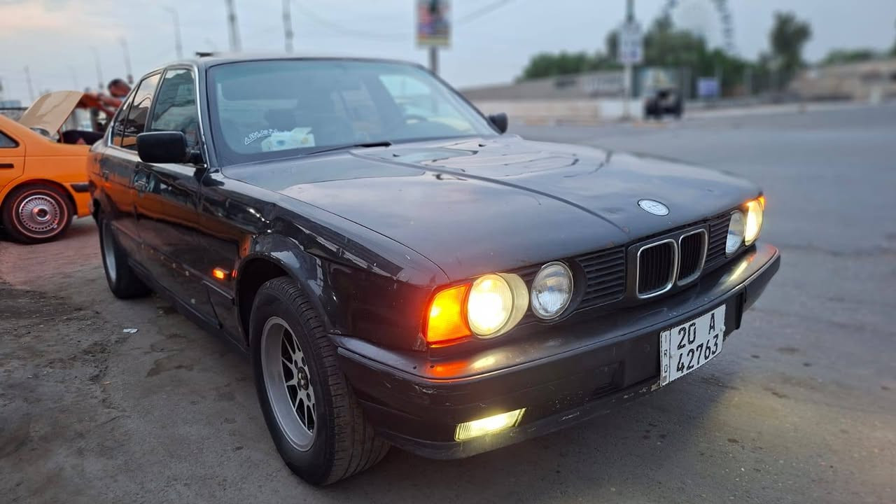 بي ام ٥٢٥ • ١٩٨٩ • مكينه مسكر