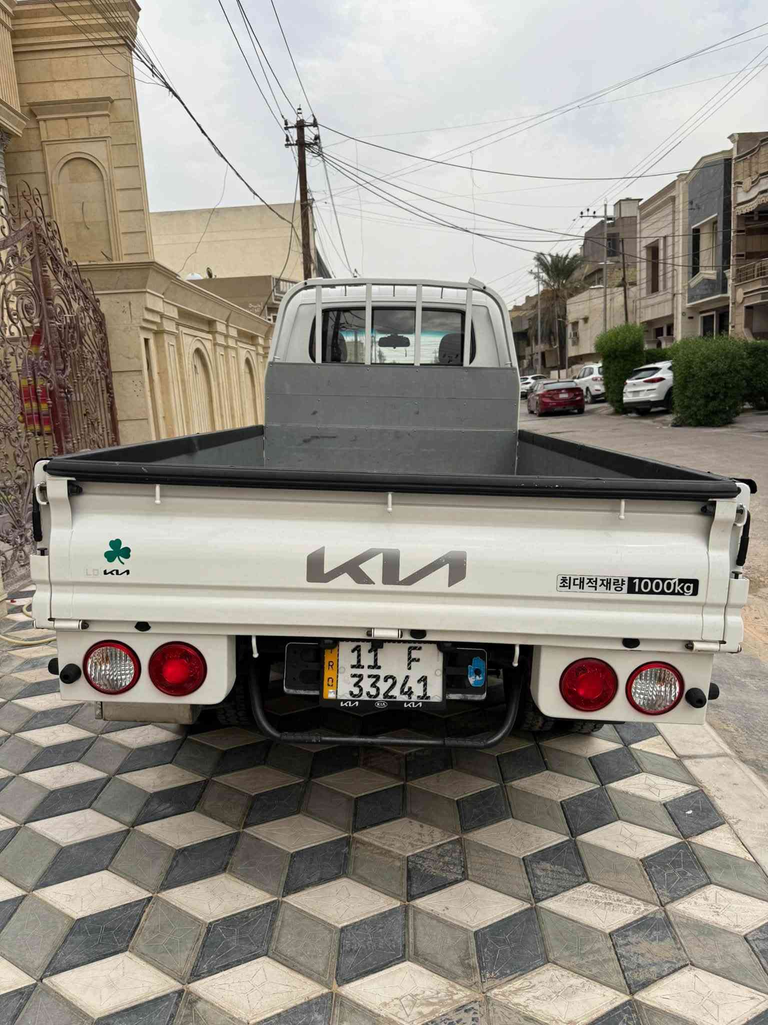السلام عليكم
للبيع كيا بنكو 2023 🔋🚛

السياره تعمل بنظام الشحن

🔋 كهرباء بالكامل يعني تنسه شي اسمه كاز دهن مي السيارة اقتصاديه صديقه البيئه 

🔋تمشيك بالشحنه الواحده 280 كيلو 

عداد الكيلو متر 44 حقيقي السيارة جديدة بمعنى الكلمه اخت الزيرو 

السياره راقيه من جميع النواحي مشيهه شلعته وقيداتهه كلش حلوه 

🚛 الحموله واحد طن 

رقم بغداد الدولي الجديد بسمي شخصياً 

مواصفات السياره واحد على واحد

بصمه تشغيل 

شاشه كبيره + تحكمات ستيرن + كامره خلفيه + مداخل تايبسي 

مري إشاره + شفط 

كشنات جلد + تدفئه + تبريد 

ستيرن تدفئه

رادار امامي توقف + تحديد مسار 

شفتات ستيرن تثكيل وتخفيف السياره 

تبريد بيانو + مرايه محاكا 

اريل نفكيشن 

سايد بريك دكمه + اوتو هولد + درايف مود 

كير وتماتيك 

وبعد هواي بيهه مواصفات السيارة جديدة بمعنى الكلمه وراقيه شكد ماسولف عليه 

للستفسار الاتصال ***********7868474736

مكاني بغداد الجديدة حي المعلمين 

اتصل وبيك خير وتدلل
