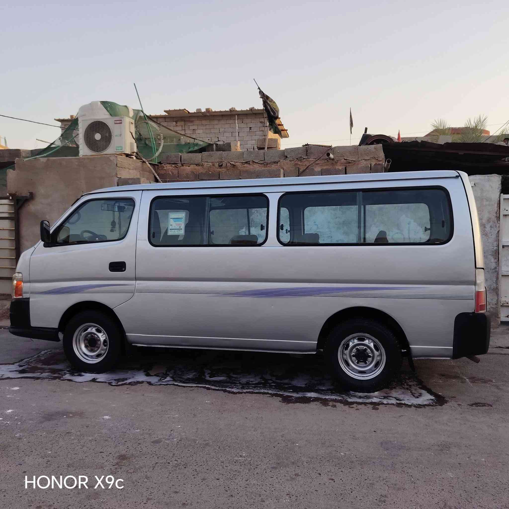 نيسان • ٢٠١٢ • للبيع