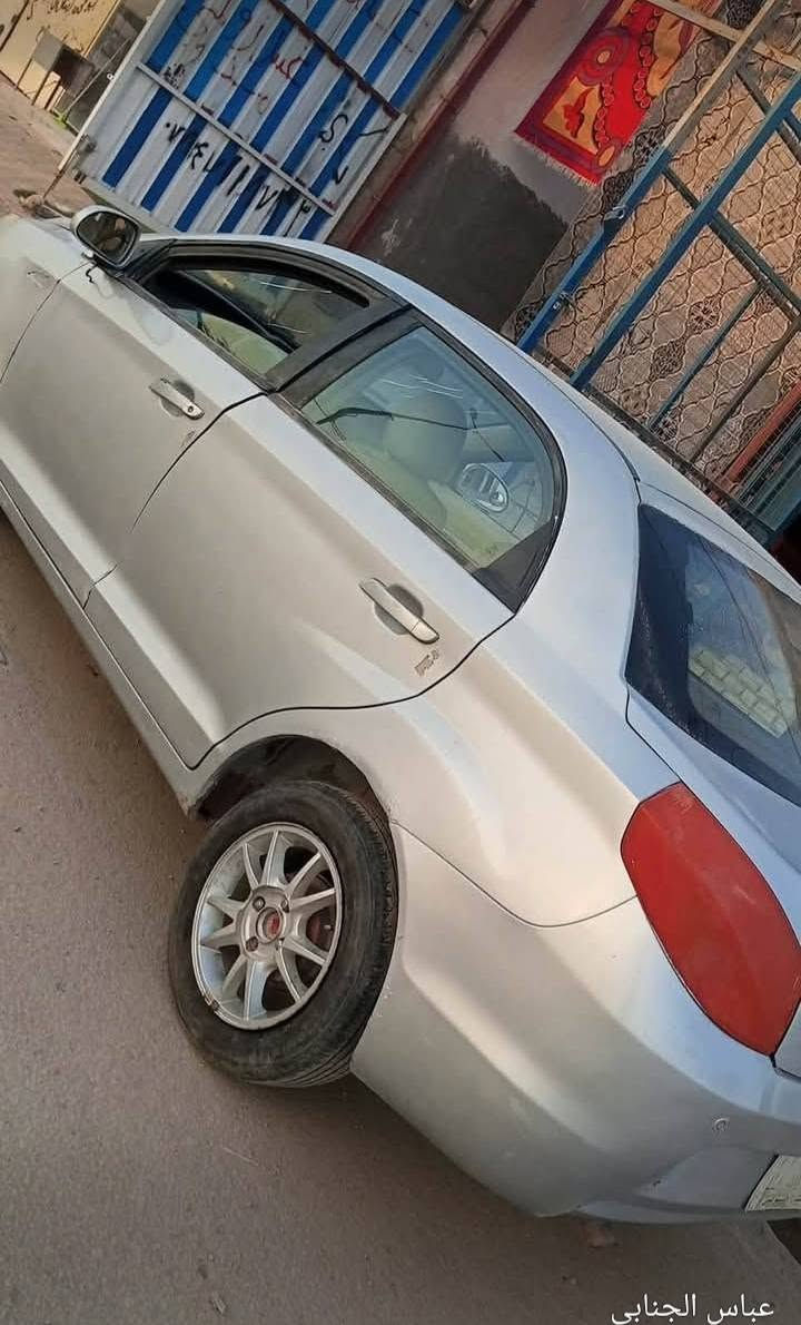 فلاوين 2011 محرك نظيف مكانه نجف مناذره ***********السعر22بيع ومراوس

نص مكتوب في الصور:
- عباس الجنابي
- ٩ أيلول، الساعة ٨:٤٧ م