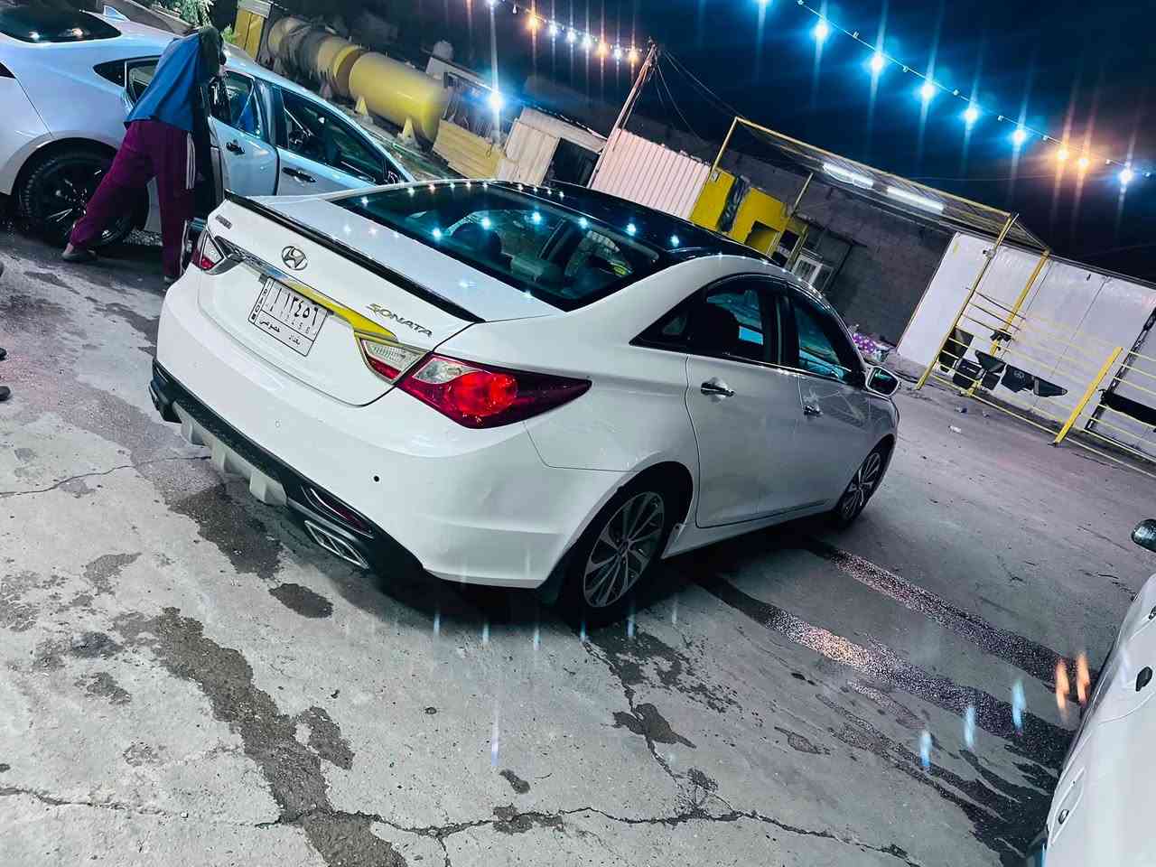 السلام عليكم سوناتا موديل ٢٠١١ خليجي مكينه ٢٤٠٠ فول مواصفات للاخير بيها ٣ ابواب بارد فقط بدون صبغ السيارة بأسمي شخصيا رقم بغداد السعر ١١٨$ وبيها مجال بسيط للاستفسار *********** مكاني بغداد الزعفرانية
