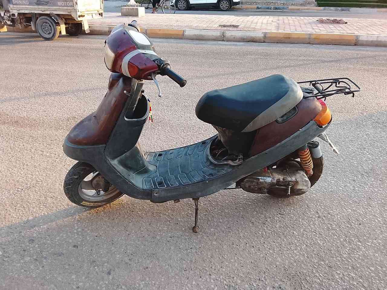 السلام عليكم بطه طافيه للبيع السعر 80بيه مجال بسيط ابيع كوم حديد شاصي نضيف عنواني كربلاء ورقمي ***********

