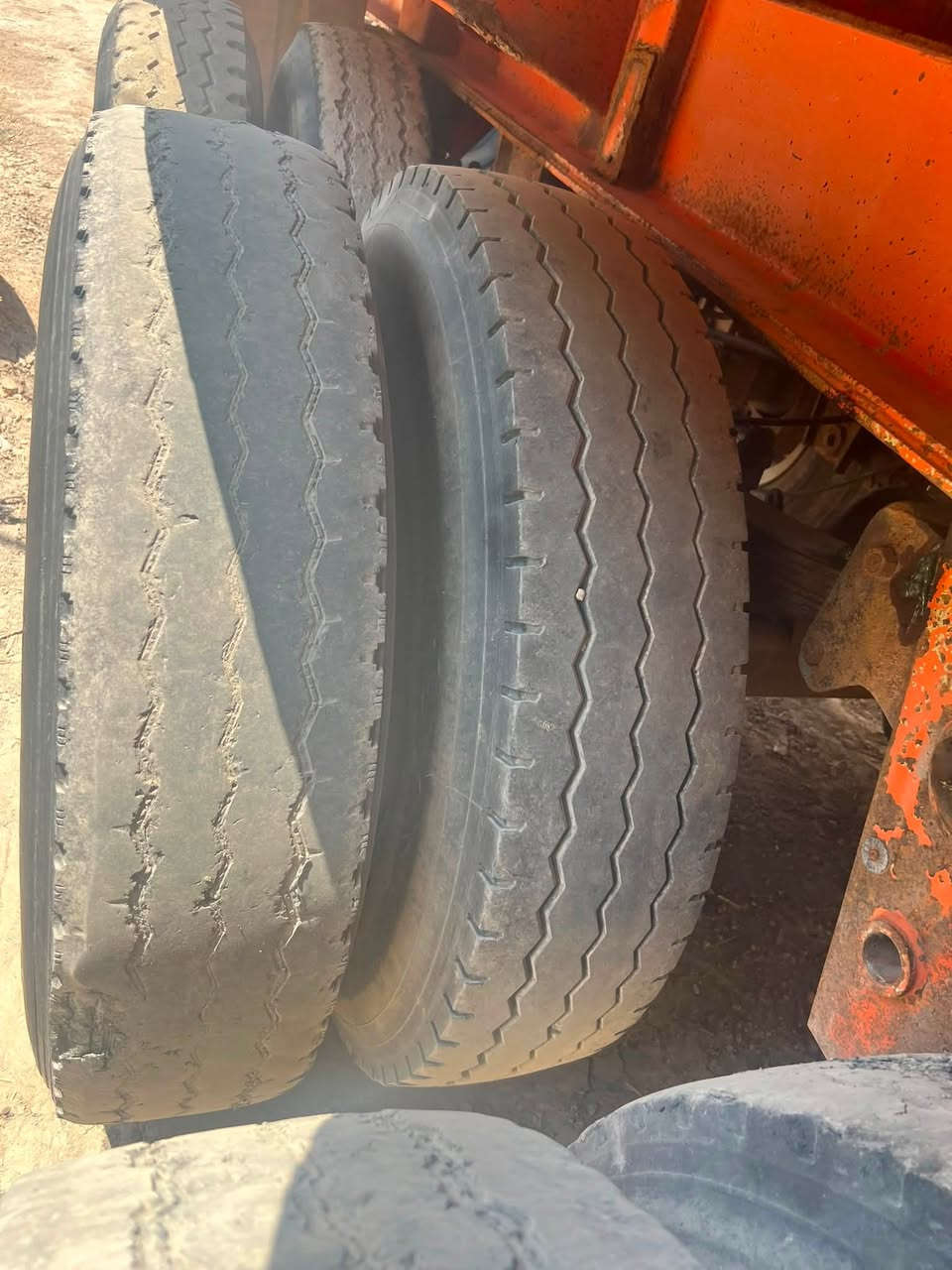 ست ازواج تاير ويل وبرماق امراوس اب 22  أو بيع ***********
