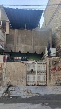 قطاع واحد • ٥٥م • بناء قديم