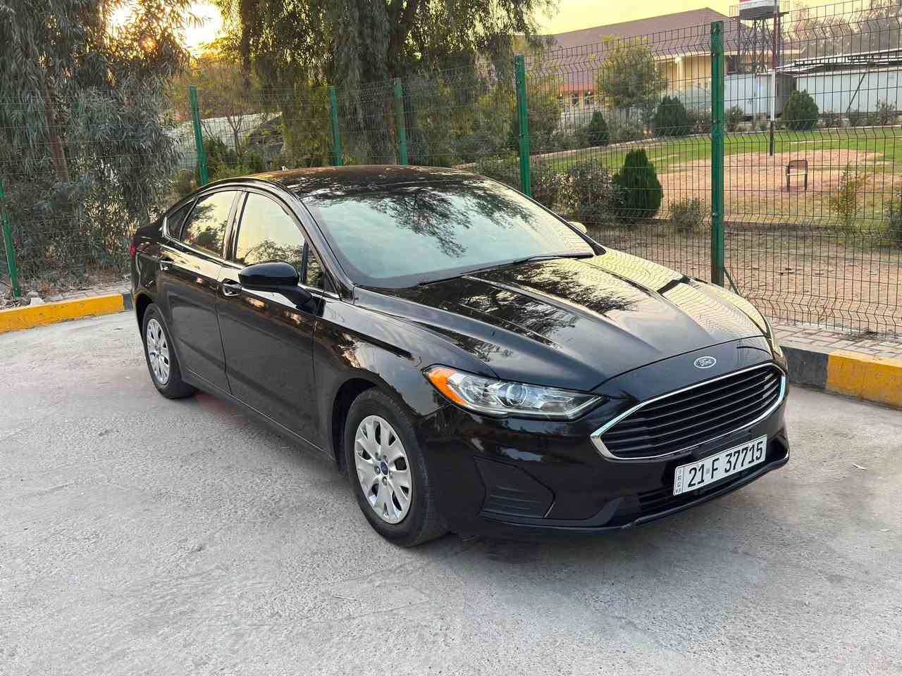 فورد فيوجن 2020 محرك 2500  داخل عسلي
بدون صبغ حتى دعاميات بدون صبغ مكفوله
 
 مواصفات السياره بصمه تشغيل هاند بريك بصمه رادار امامي رادار جانبي نقطه عمياء شاشة كامره السياره بحالة الوكاله كلها وضع بلادي صور الضرر موجوده بالمنشور مثل الاكلين السياره ضربتها كلش خفيفه صندوك بس ومبدل وبلادي نفس اللوان بدون دواخل بدون ايرباك بشرط ماشيه 70 ميل  تخم تاير وحداديه جديد 
بسمي السياره السنويه والرقم وهزة وبراد كله جديد 
مكان السياره موصل 
للاستفسار عن السعر اتصل/  ***********
