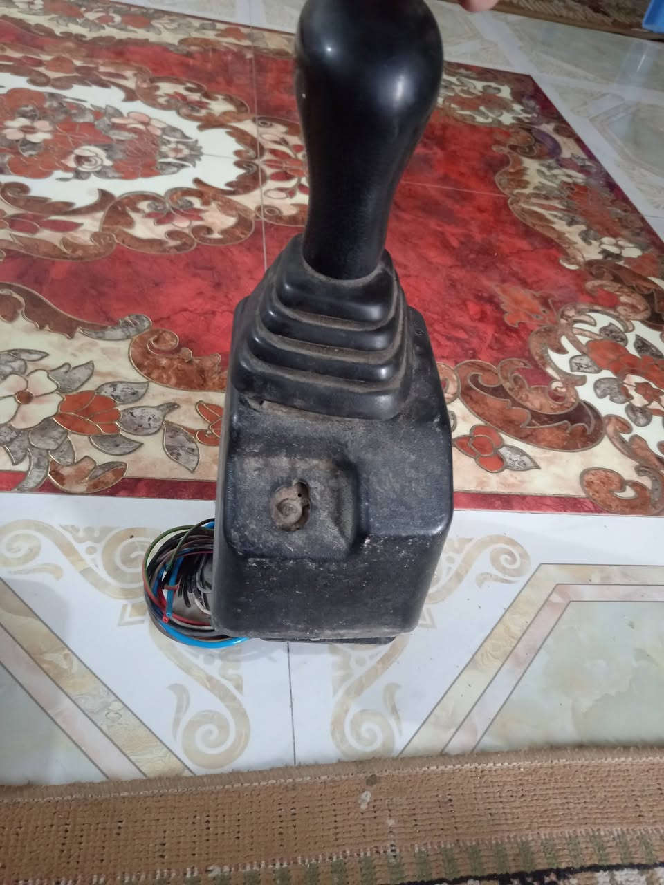سلام عليكم البيع قليج البي كهربائي موديل ٨٨ وشاشه شخاله ***********
