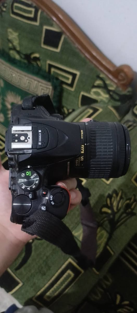 من رخصة الادمن يوجد كاميرا للبيع النوع Nikon 5600
الملحقات : 

حقيبة + عدسة الاصلية 18-55 + الشاحنة والبطارية 

السعر 425.000 و بيها مجال بسيط 

التواصل : ***********

العنوان : الانبار / قضاء عنه 

يوجد خدمة التوصيل لجميع المحافظات 