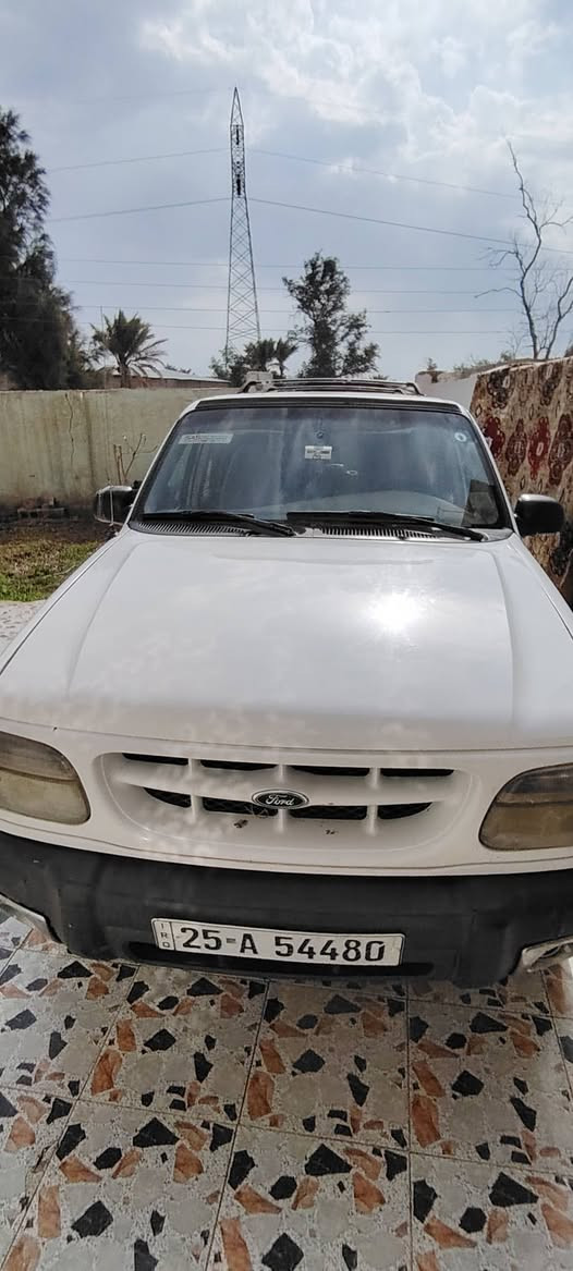 السلام عليكم
فورد اكسيبلور موديل 2000 مكينة 4000
Xlt v6
سيارة حلوة واعتمادية منظومة غاز وتبريد صدر خلفي جديد صدر امامي 50 بالمية تخم تايرات جديد فلنجات ودسكات تخم رقم كركوك انكليزي مشروع وطني باسمي سنوية لل2031 هزة جديدة سعر 70 وبيها مجال
كوت حي الحكيم ***********
