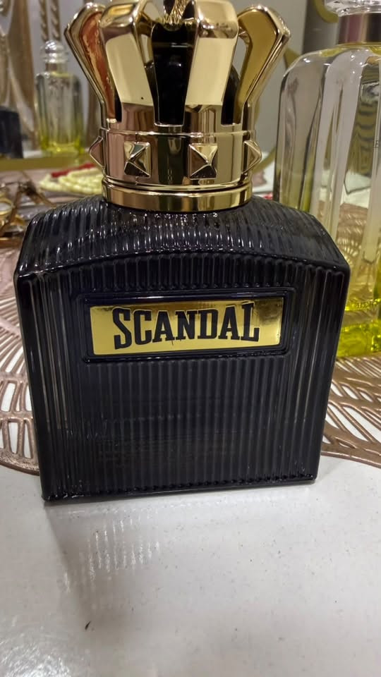 للبيع ٣ عطور اصلية ضمان تجي تاخذهم من البيت
بوس ذا سينت الكسير تيستر مستخدم ٣ مل / ١٠٠ الف 

هيرمس لي جاردين بدون علبة ممستخدم / ٨٥ الف 

سكاندل انتينس مستخدم رشات بدون علبه / ١٢٠ الف

بغداد البياع ***********
