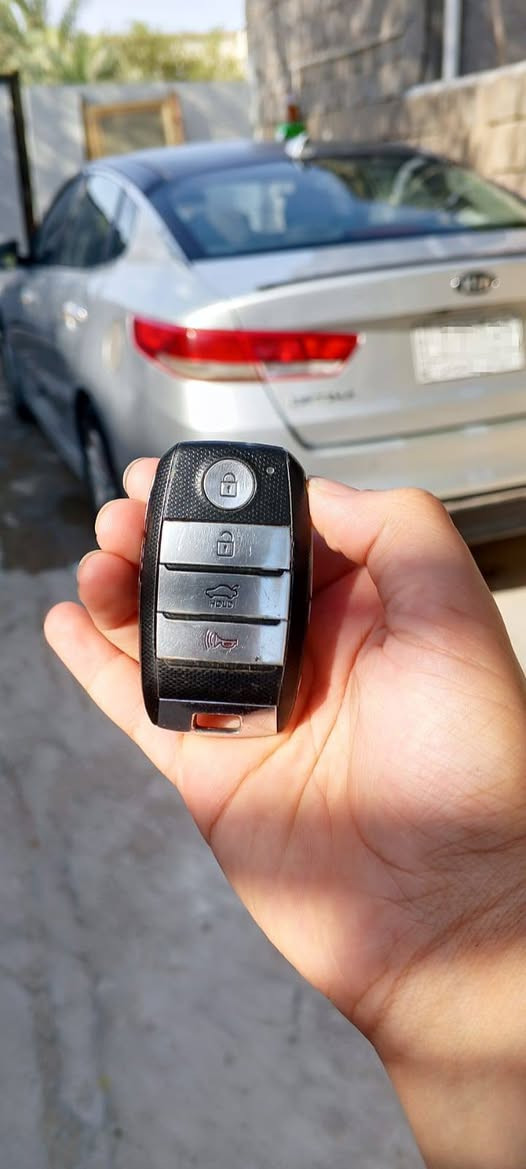 اوبتيما ..2018… سنويه 2029..
وارد كندي..بالعراق صار صبغ بيها
فوول بصمه عدا فتحه.. 
تحويل بالبصره ثاني يوم…
جاهزه شغل وترايها اربيل ..
شاشه وكامره ..وتحكمات كروز..
ارضيه مغلفه جلد..دواخلها نضيفه
مكينه وكير مكفولات... بدون دوانص شرط… .2400..نشطه جدا… .GDI
… حادثها  جاملغ امامي وجاملغ خلفي.....وبيها رشات صبغ..… كله واضح كدامك 
واهنا بالعراق طايحه سقيفه علئ ربع  (قماره ونصبغت..ابيعلك صبغ عام )… 
اكفلها الك كصه.وكلبة..واصوليات..
مكانها البصرة… 
السعر 92… اتصال..‏‪***********‬‏
