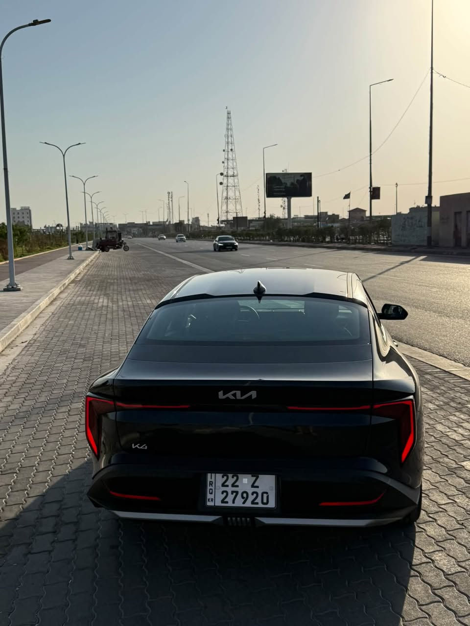 ( كيا k4 وأرد امريكي مديل 2025 )
(رقم أربيل دولي تسجيل جديد )
حادث بنيد نفسه مصبوغ نصه+ جاملغ اييسر ربعه صبغ ) 
(بدون شاصي بدون دواخل  ) 
    (كير ومكينة بوضع شركة ) 
      (مكينة 2.000 دوش ماشية 19 فقط زيرو )
سيارة جاهزة من كلشي 
بصمة  / هندبريك دكمة  / لايت LED  / تشغيل من بصمة / شاشة كبيرة متصلة ديجتال   / اوتو هولد / LED امامي وخلفي / قيادة ذاتية / كامرة دوارة / رادار تعديل مسار / اوتو بريك / مود درايف / تحكم ستيرن / كروس سرعة /مانع انزلاق / بلوتوث / اواكس / USB /موصفاتها هواي ومعروفة 
العنوان  البصرة الابله 
السعر 160وبيها مجال 
رقمي ***********
