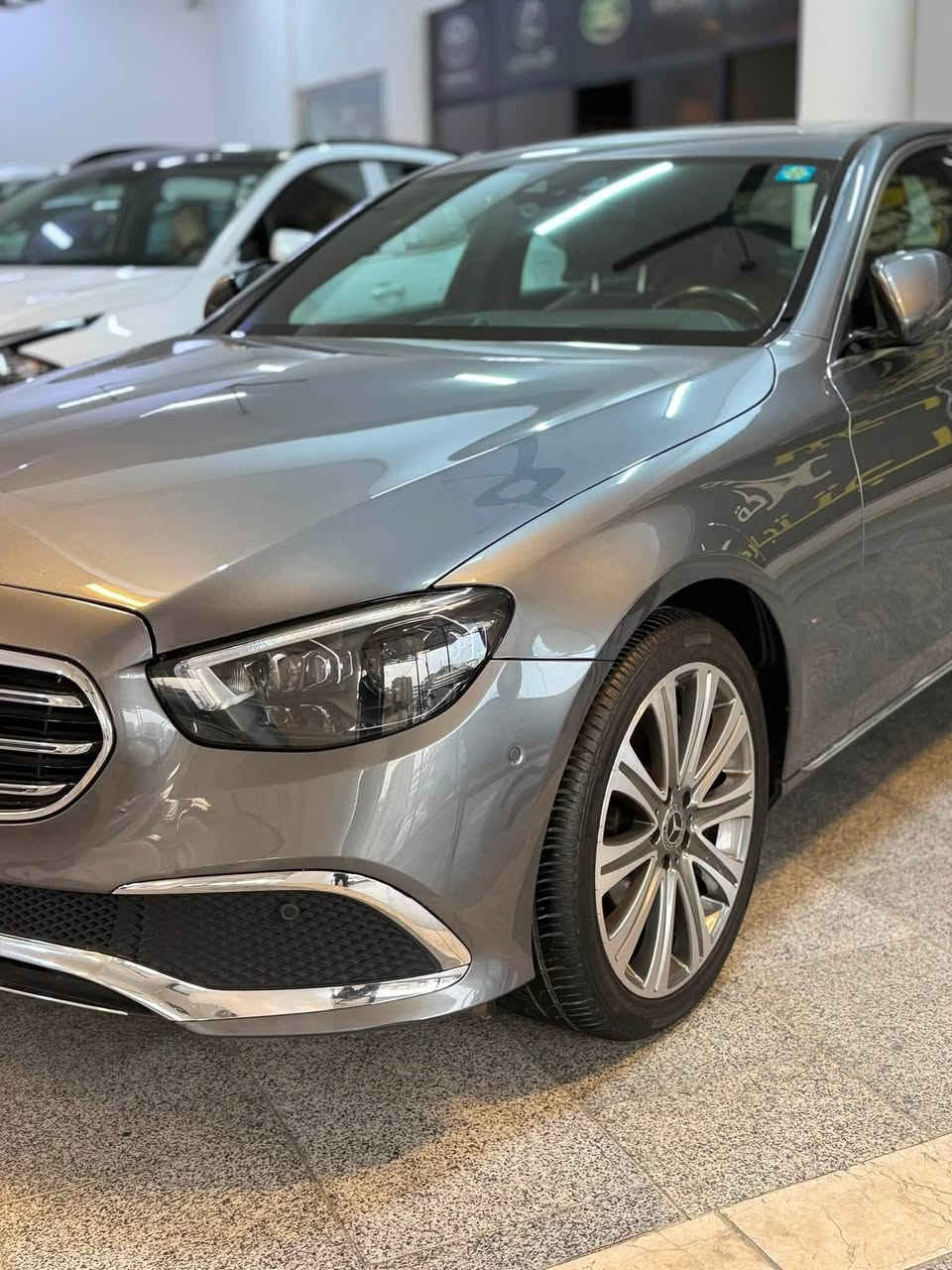 سلام عليكم E300 بجم ال S موديل 2023 فووول مواصفات ماشيه 40 الف كم المانيا وارد كوريا فوول مواصفات حتى داتا شو بيها بنيد مبدل بنفس اللون للبيع او مراوس ب Bmw السعر 38500 مكان السياره زيونه او كراده 
للمعلومات الاتصال ب ***********
