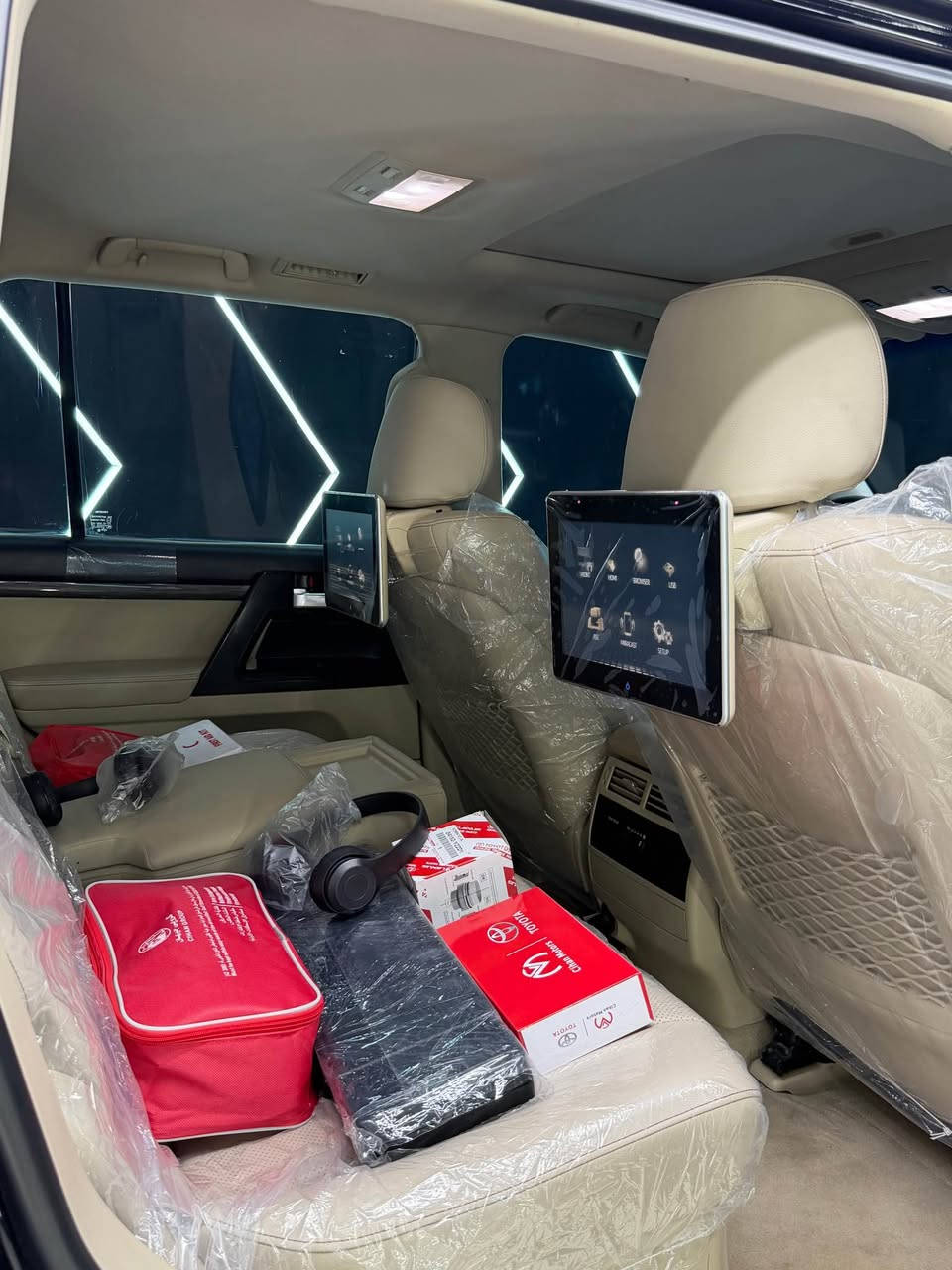 Land cruiser GXR 2021 V6 48,000km
 ‏Grand turing
لاندكروزر 2021  GXR
‏‎ملاحظە : الاخوان رجائن بس بیع نقد بدون مراوس🫡

ماشاالله سياره كارتونيه لوك لوك شرط
سياره زيرو شريكه جيهان باب اولا 
سياره زيرو شريكه تويتا عيراق جيهان 

شرط الفحص كفاله عامة من جميع النواحي لا شخط لا رصعه لا رمل لا بارد لا صبغ ابد جديده حيل الي يدور جديد ومناسب 

أخت زيرو بل كارتون كل عيراق نفص ماكو
‏‎لاندکروزر 2021 _ ساز باب اولا
‏‎💎محرک 8 سلندر (4,600)
‏‎⌛️ماشي 48,000 ألف كيلو شرط
‏‎💎   +سماعة بيلادي +فرشات بيلادي مجوود + داخل بيجي

‏‎💎 مكفولة كفالة عامة من الدعامية إلى الدعامية _ سياره كارتون لوك جديد 📦
‏‎ 💎 بدون صبخ .بدون بارد  ،بدون رصعات ،بدون حتى شخط . حتا رمل مابيها
‏‎دعاميات هم بدون صبغ ،رمل مابي ،لحية بدون صبخ ..بقية كلها بشرط

‏‎🧬فول فول مواصفات
‏‎شاشة كبير لمس كاميرا حاسة رادارات
‏‎كاميرات 3 شاشات سيلاد فتحة سقف 
‏‎كشن جلد كشن كاراباي شحن موبایل  8 اريباك تبريد مركزية
‏‎بصمة تشغيل عن بعد باب جاك سلاجة ليد زينون 
‏‎تحكمات ستيرن دبل فوليوم فورويل هوك
‏‎سيارة بها 2 بصمة من شركة جديد جدأ 
‏‎سيـارة عل نظافتها احسبها صفر زيرو

💎 تخم تاير دنلوب الاصلي

‏‎ 💎محرك كير بشرط مامفتوح
‏‎سيارة حيل نظيفة كلشي عل بلاد لوك
‏‎سنوية زنكة كلشي جديد  
‏‎باسمي السنوية بشرط تحويل و خرامة 
‏‎سيارة مابيـها دينار مصرف كامل من كل نواحي

‏‎♻️نفسي يوم /تحويل و وكالة حاظر رقم سلیمانیە
‏‎📍مكانك /داخل سليماني

‏‎☎️موبايل / ***********
💵سعر / 568$ ورقه السليمانية, العراق
