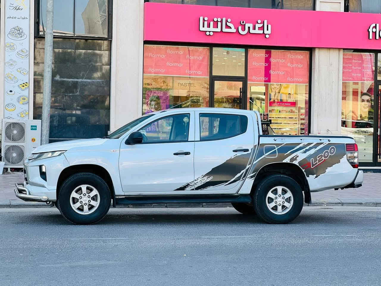 بيكم مستبوشي L200 مديل 2020كفاله عامه سعر 147وبيه مجال كير وتماتيك للاستفسار الاتصال *********** مكفوله من صبغ وضربه وتبديل كفاله عامه مواصفات قطعتين تبريد جام كهربائي حساسات خلفيه مري كهربائي مكينه كاز مكينه وكير مكفولات حداديه جديدهه تخم تاير جديد تبريد شغال ثلج سياره جديده وجاهزه وأي نقص مابيهه رقم اربيل تحويل او وكاله مكان سياره كربلاء
