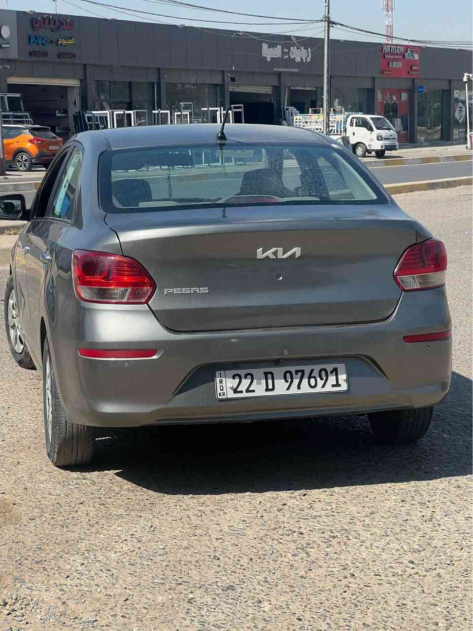 كيا بيجاس
موديل 2023 
محرك 1400 
ماشية 110 KM الف 
محرك وكير شرط مال شركة 
تبريد ثلج ❄️
كهربائيات كله شغال ⚡️
جامات كهربائي 
مثبت سرعة 
حساسات خلفية 
شاشة ايباد 
تحكمات ستيرن 
بي قبق صندوق مصبوغ 
وراس بونيد 
بدون دواخل بدون ايرباك
للأستفسار التواصل على الخاص او الرقم 
*********** كركوك, العراق
