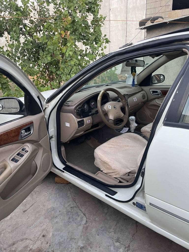 سەرتا بەناوی خوای گەورەو 
نیسان سەنی مۆدێل 2006 کامل بۆیاخ 
یەک دینار مەسرەفی نیە 
 4,تایە لۆک سەنەوی تا 2030تازەیە
ئۆتۆ ماتیک  سیعری خوار هەرموو بازاڕ 60مەجالێ زۆر کەم فرشتنی خێرا *********** بنجوين, السليمانية
